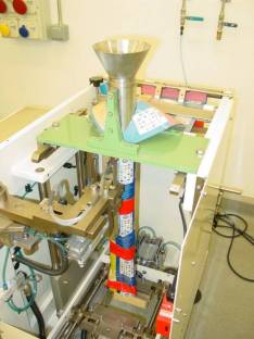 Surface mount pick and place